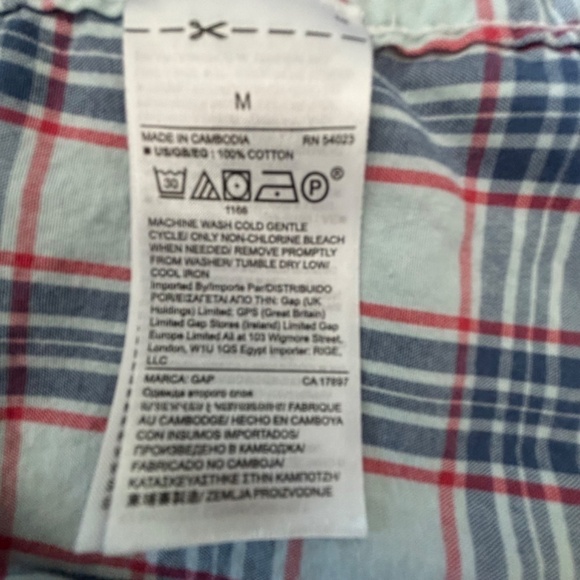 Gap ladies button down plaid shirt red and blue size M - Picture 10 of 11